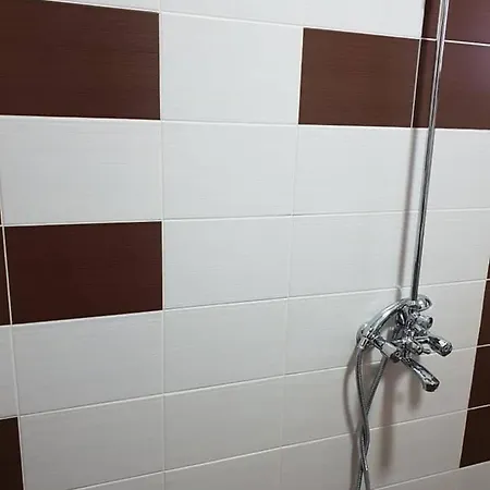 за гости в село любовище