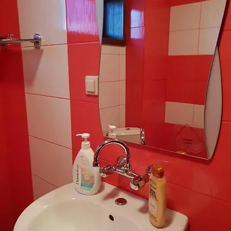 за гости в село любовище بيت ضيافة Lyubovishte