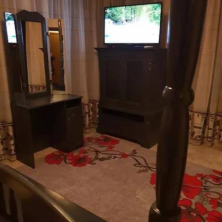 за гости в село любовище بيت ضيافة