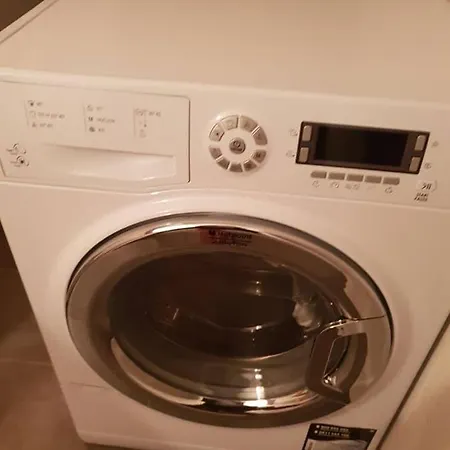 за гости в село любовище بيت ضيافة Lyubovishte