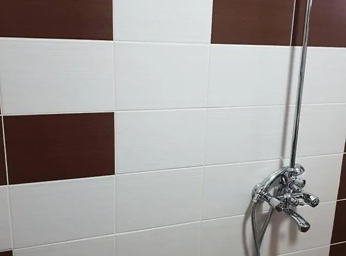 за гости в село любовище