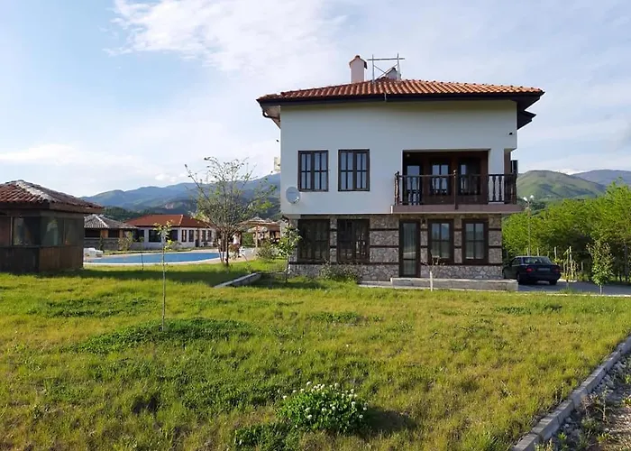 Konukevi за гости в село любовище Lyubovishte