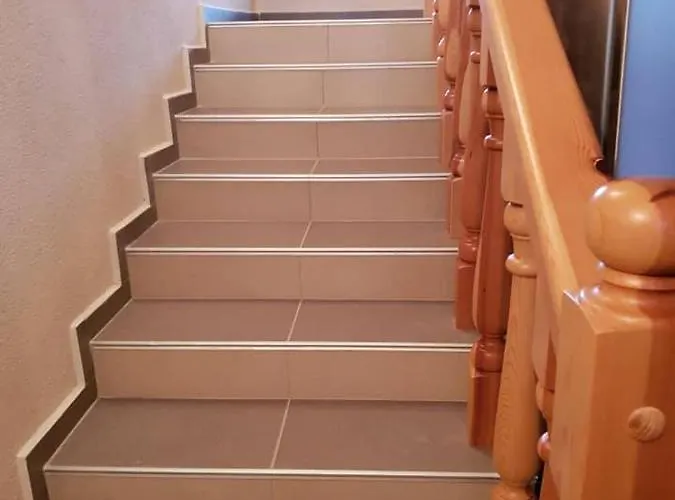 за гости в село любовище Konukevi