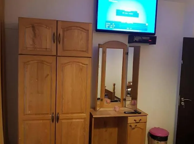 Konukevi за гости в село любовище 3*