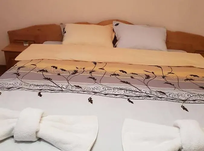 Konukevi за гости в село любовище Lyubovishte